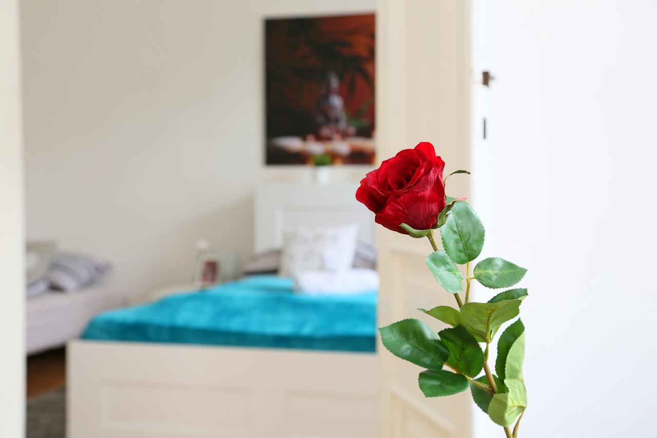 Beautiful Ujezd Apartamento *
